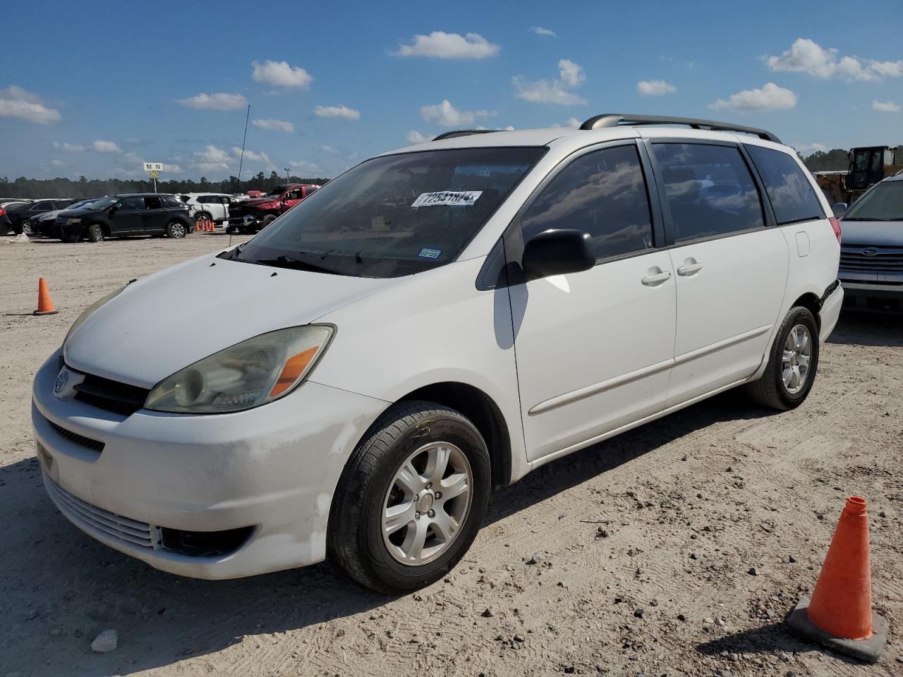 TOYOTA SIENNA CE 2004