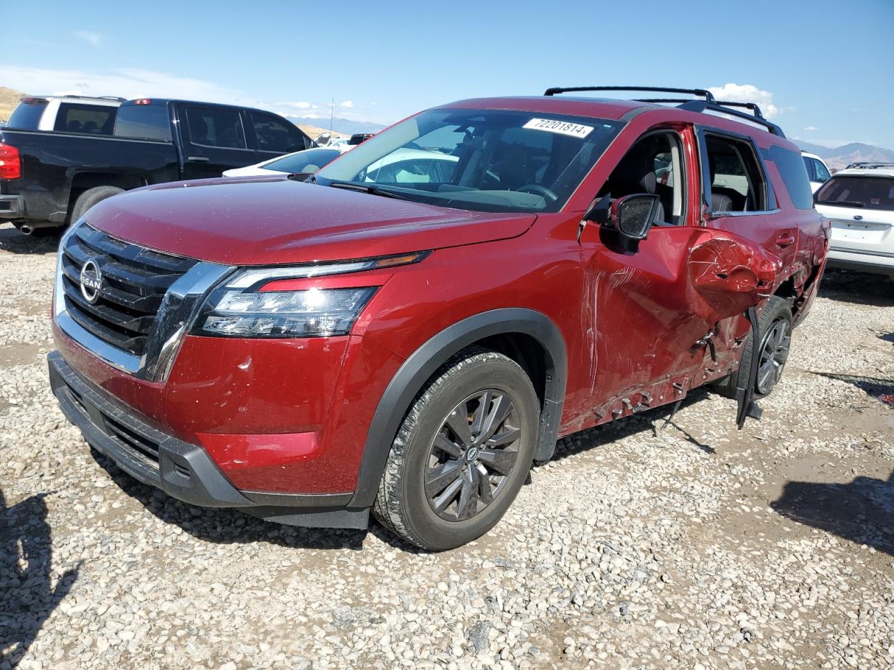 NISSAN PATHFINDER 2024