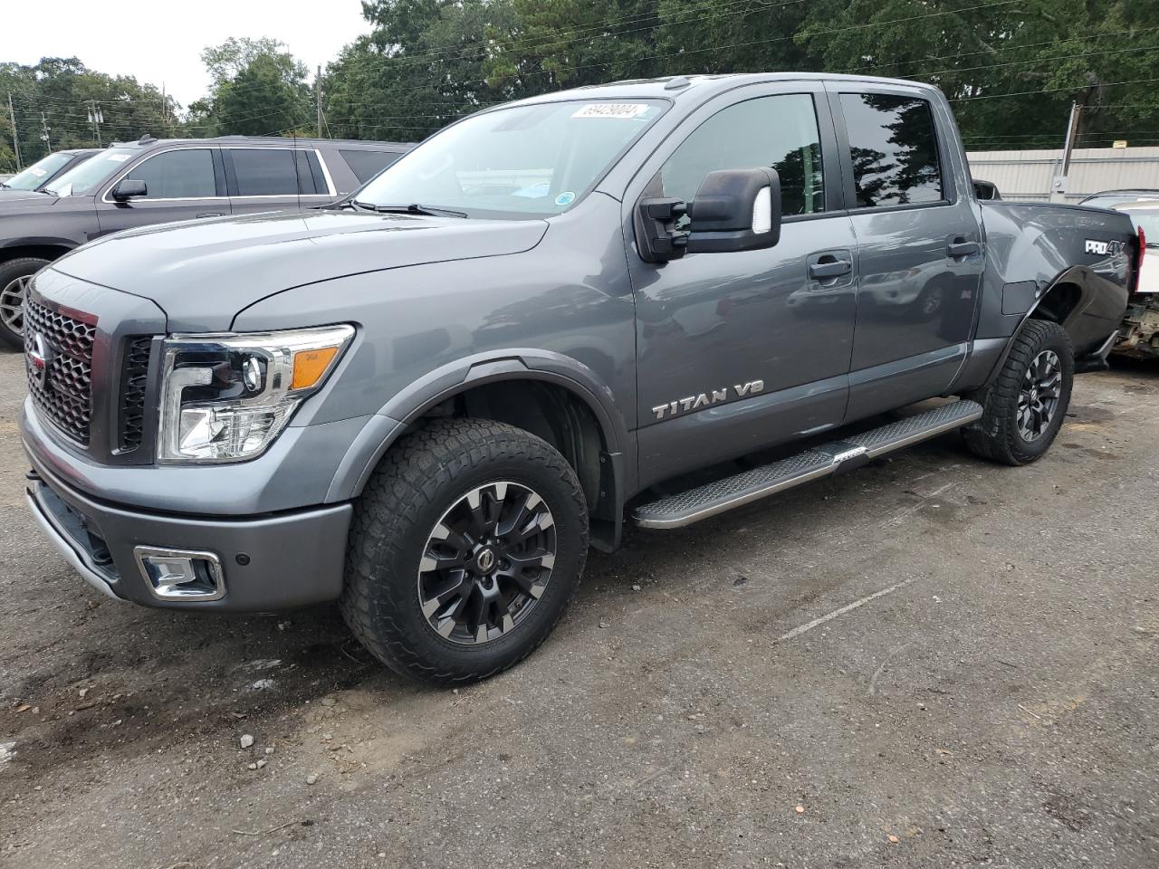 NISSAN TITAN SV 2018