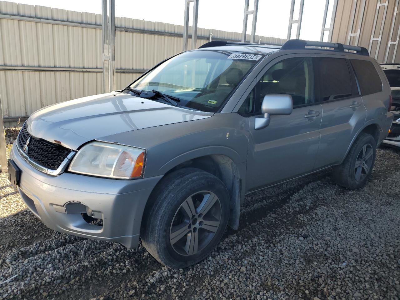 MITSUBISHI Endeavor S 2011
