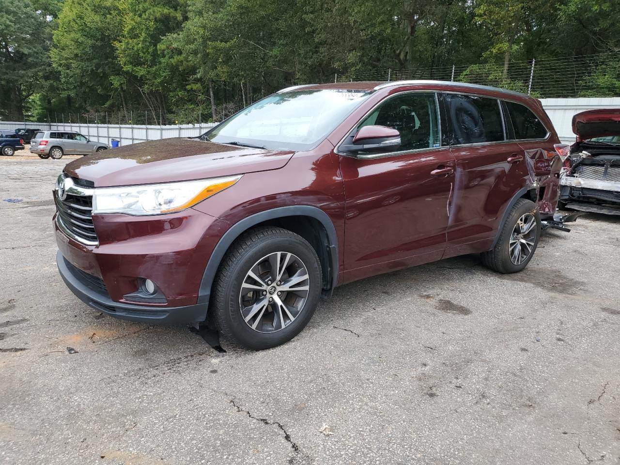 TOYOTA HIGHLANDER 2016