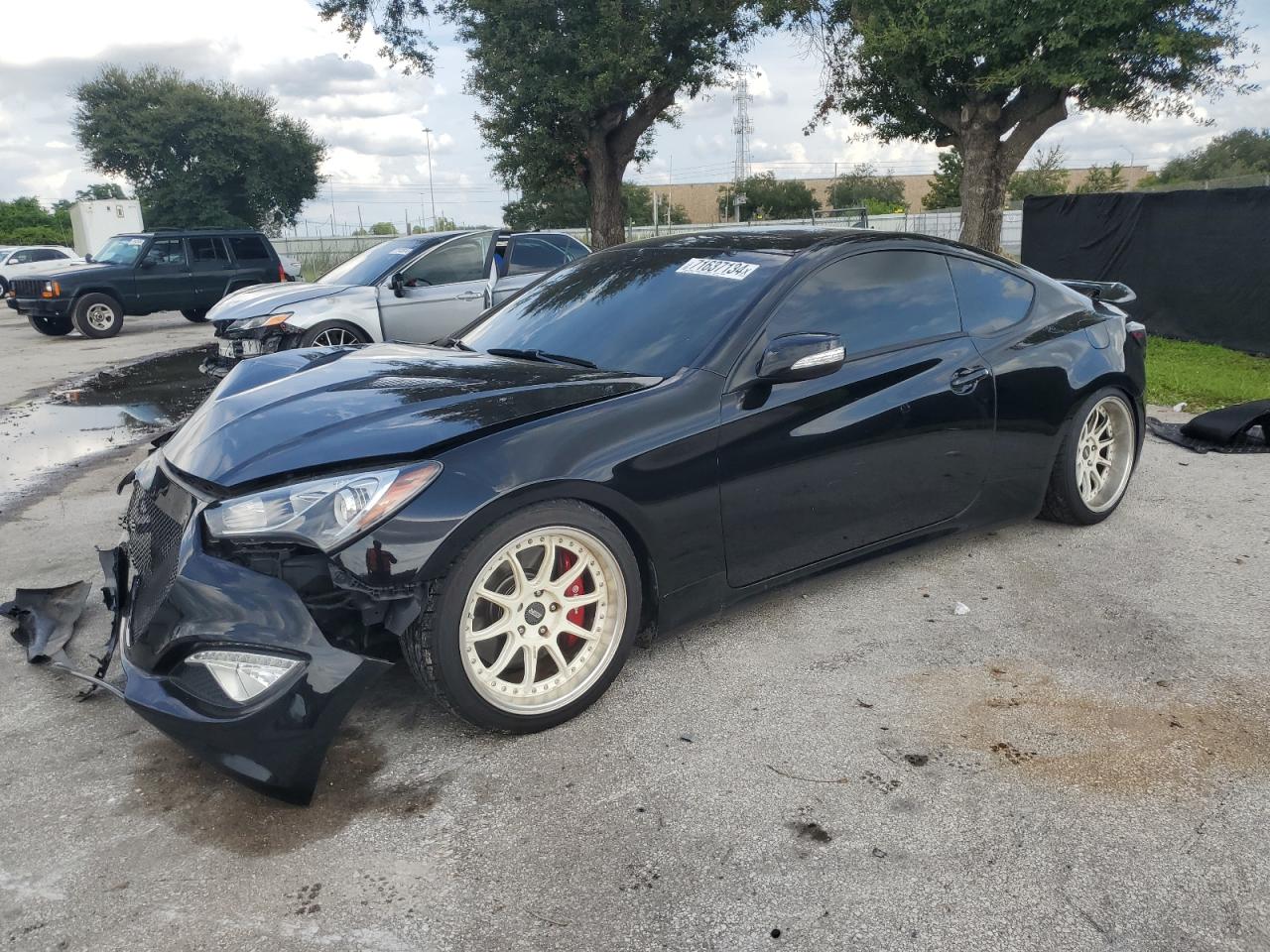 HYUNDAI GENESIS CO 2013
