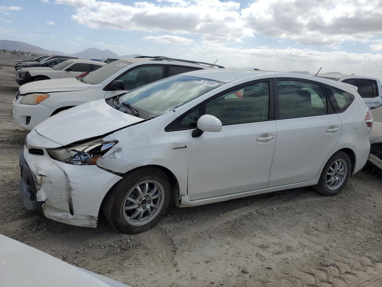 TOYOTA PRIUS V 2016