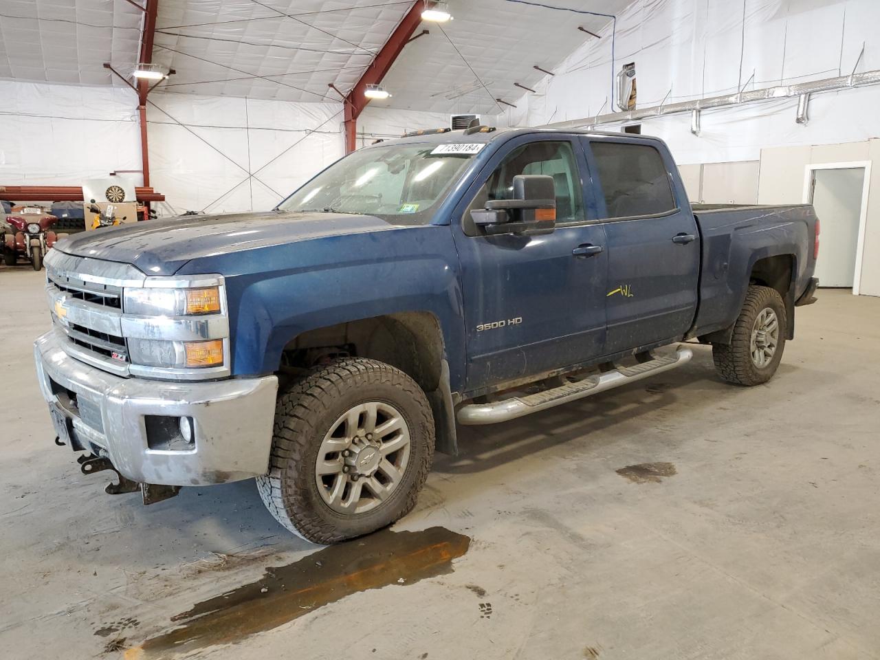 CHEVROLET SILVERADO 2018