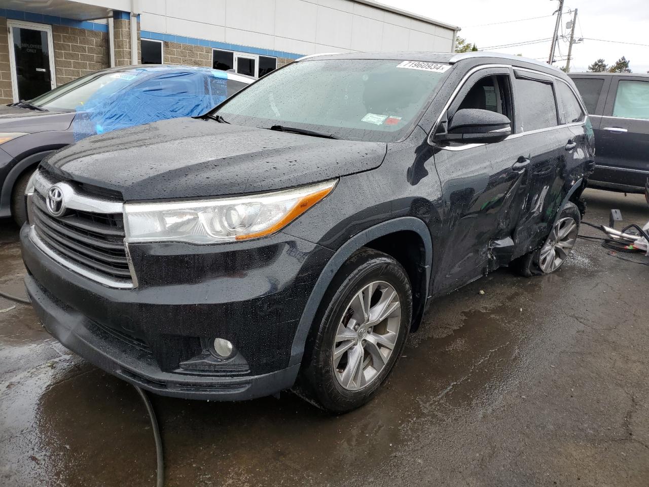 TOYOTA HIGHLANDER 2015