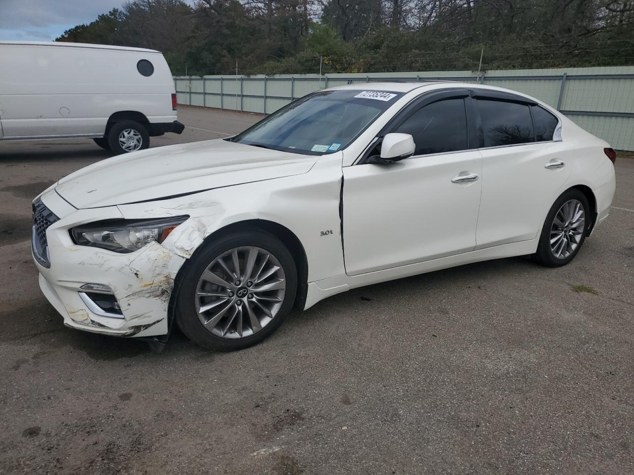 INFINITI Q50 PURE 2020