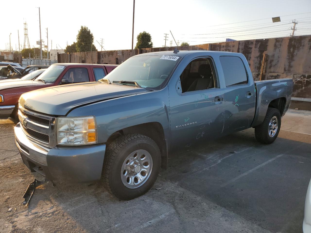 CHEVROLET SILVERADO 2011