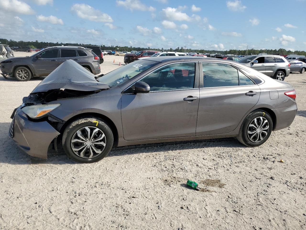TOYOTA CAMRY LE 2016