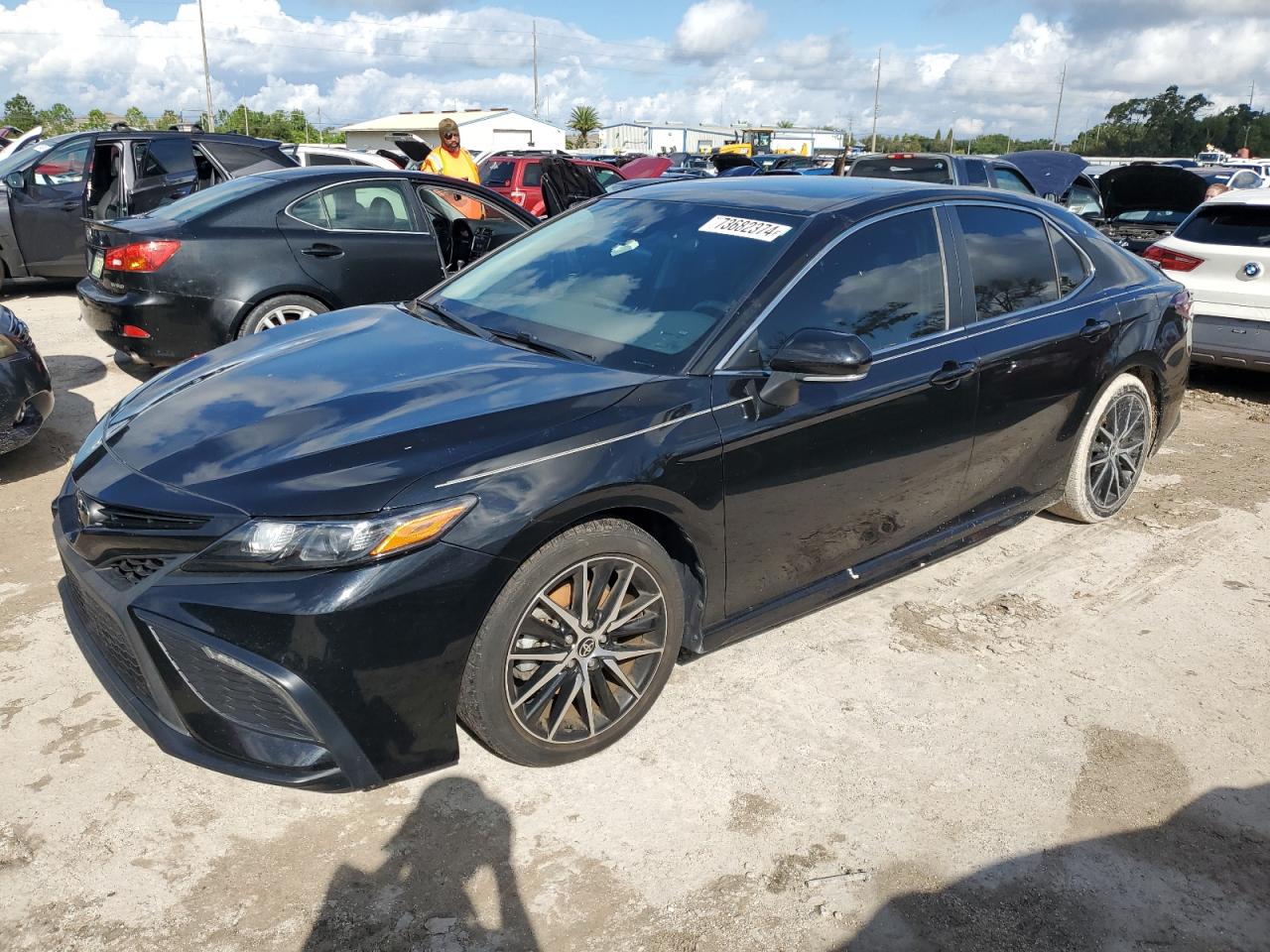 TOYOTA CAMRY SE 2022