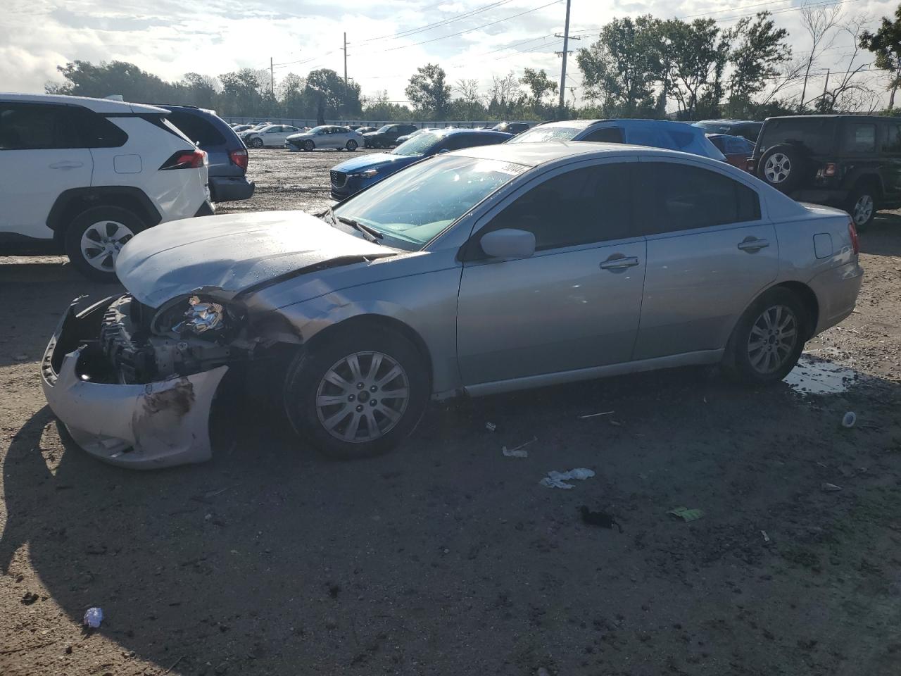 MITSUBISHI GALANT FE 2011