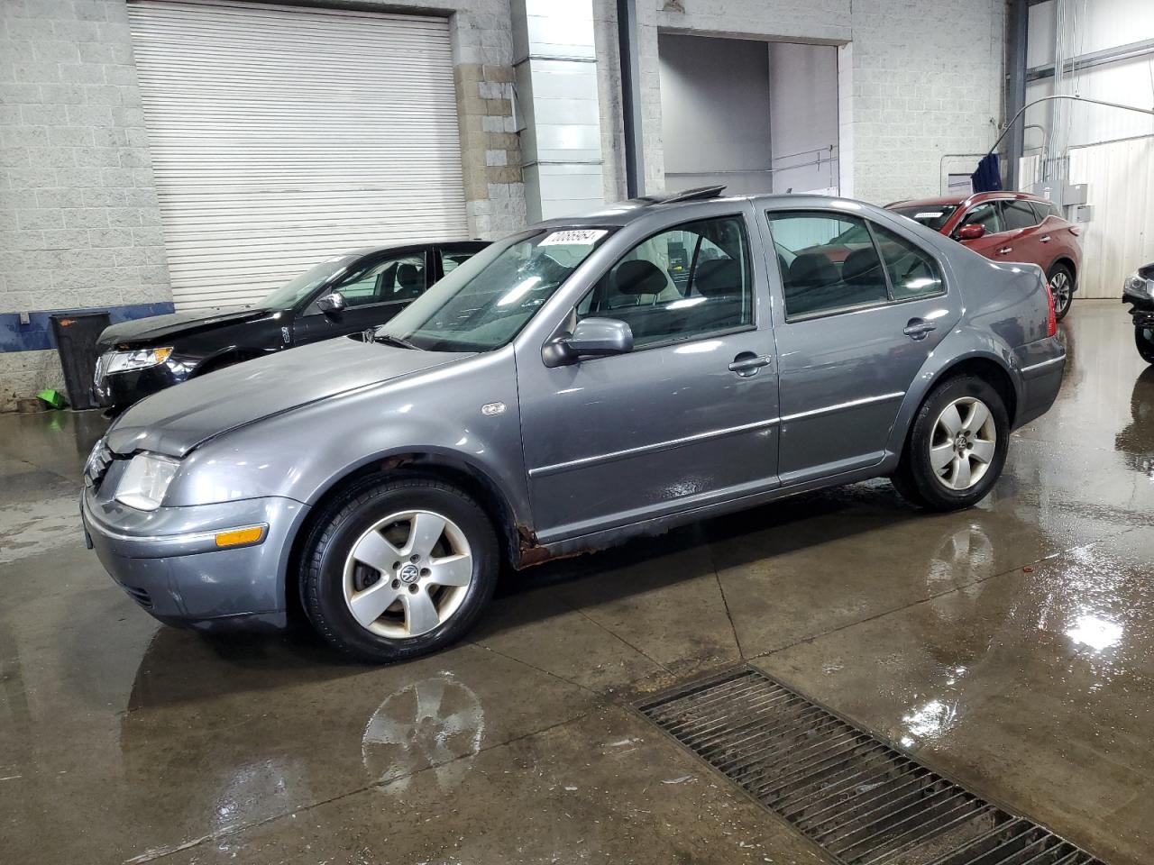 VOLKSWAGEN JETTA GLS 2004