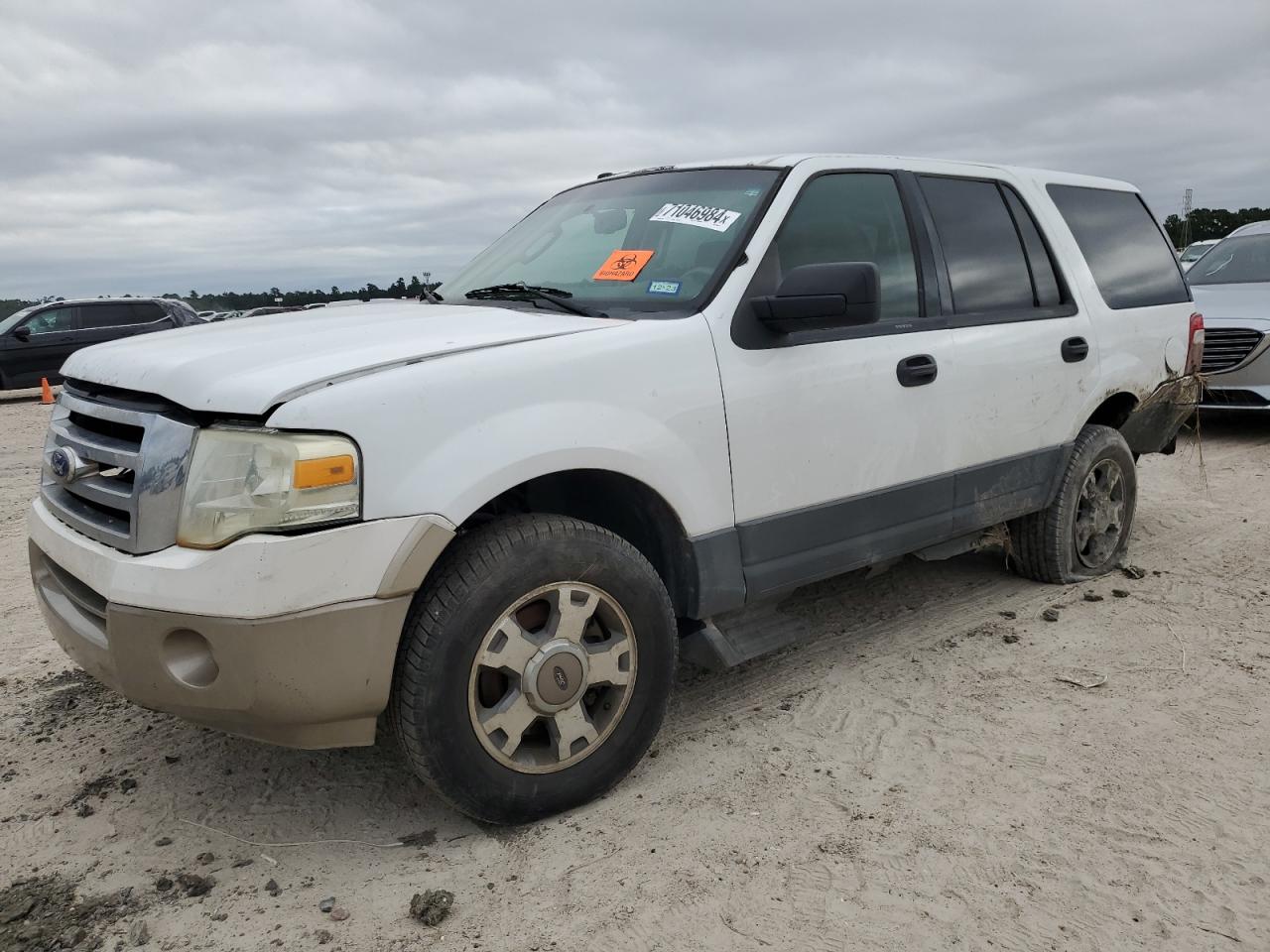 FORD EXPEDITION 2011