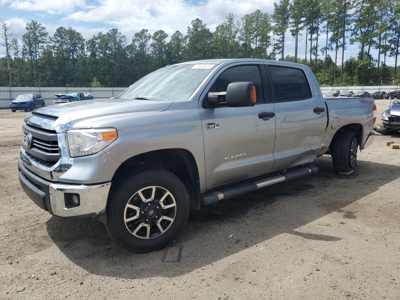 TOYOTA TUNDRA 2015