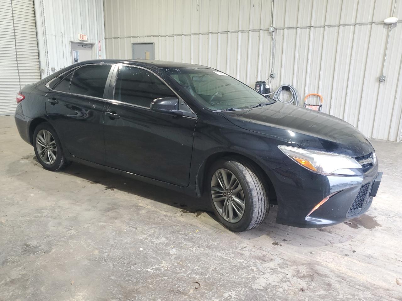 TOYOTA CAMRY LE 2017