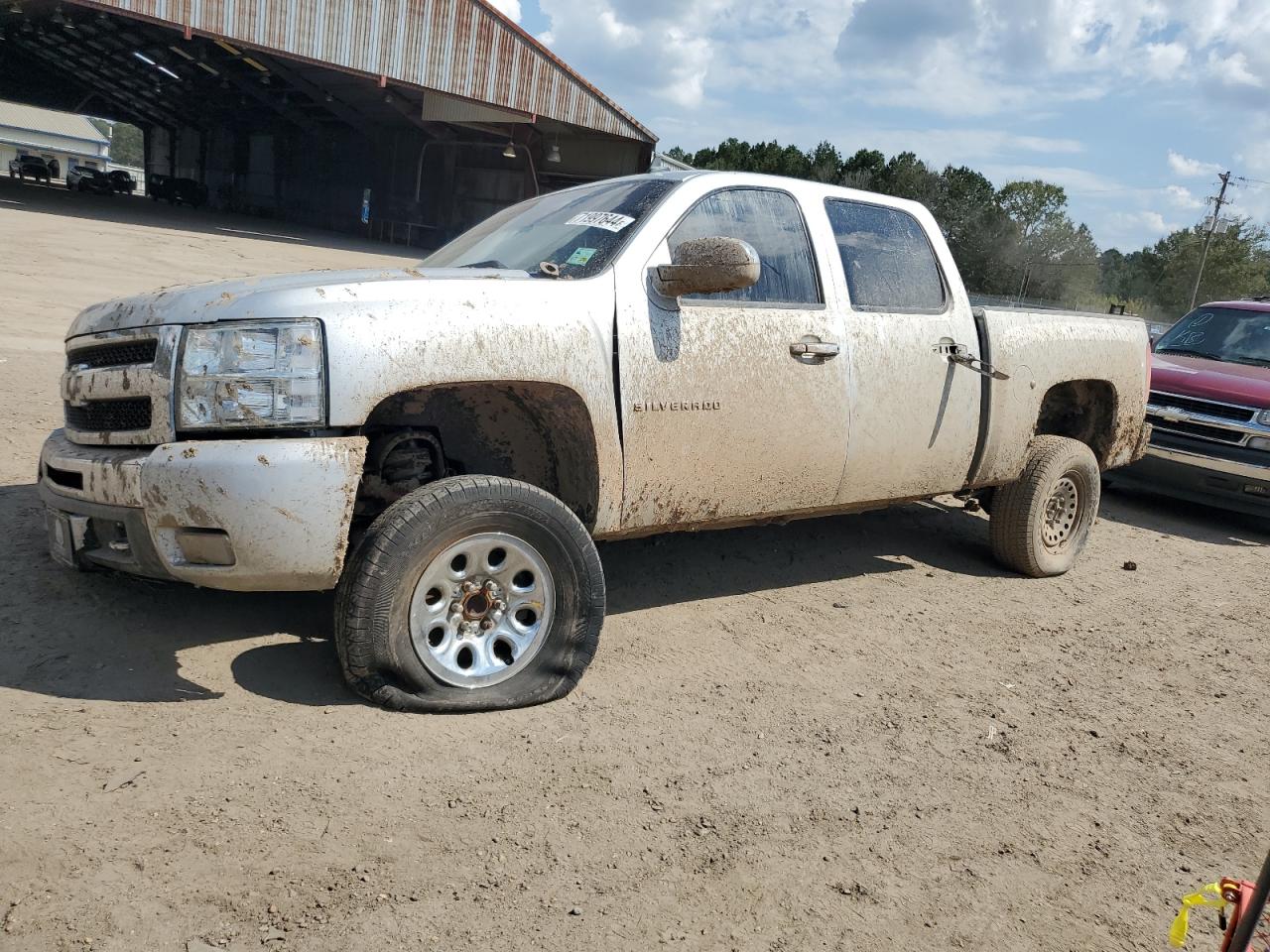 CHEVROLET SILVERADO 2011