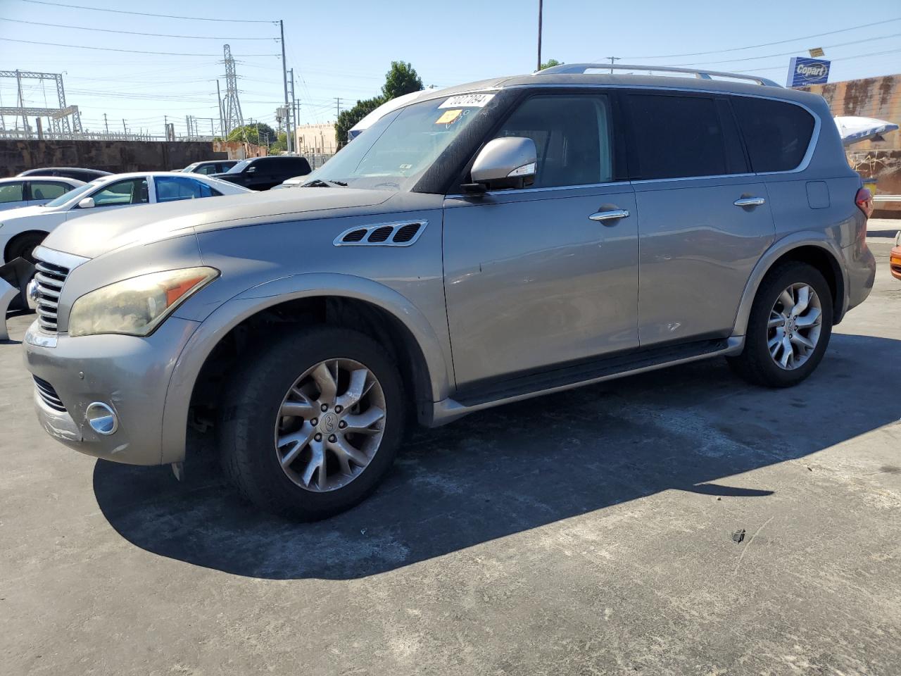 INFINITI QX56 2011