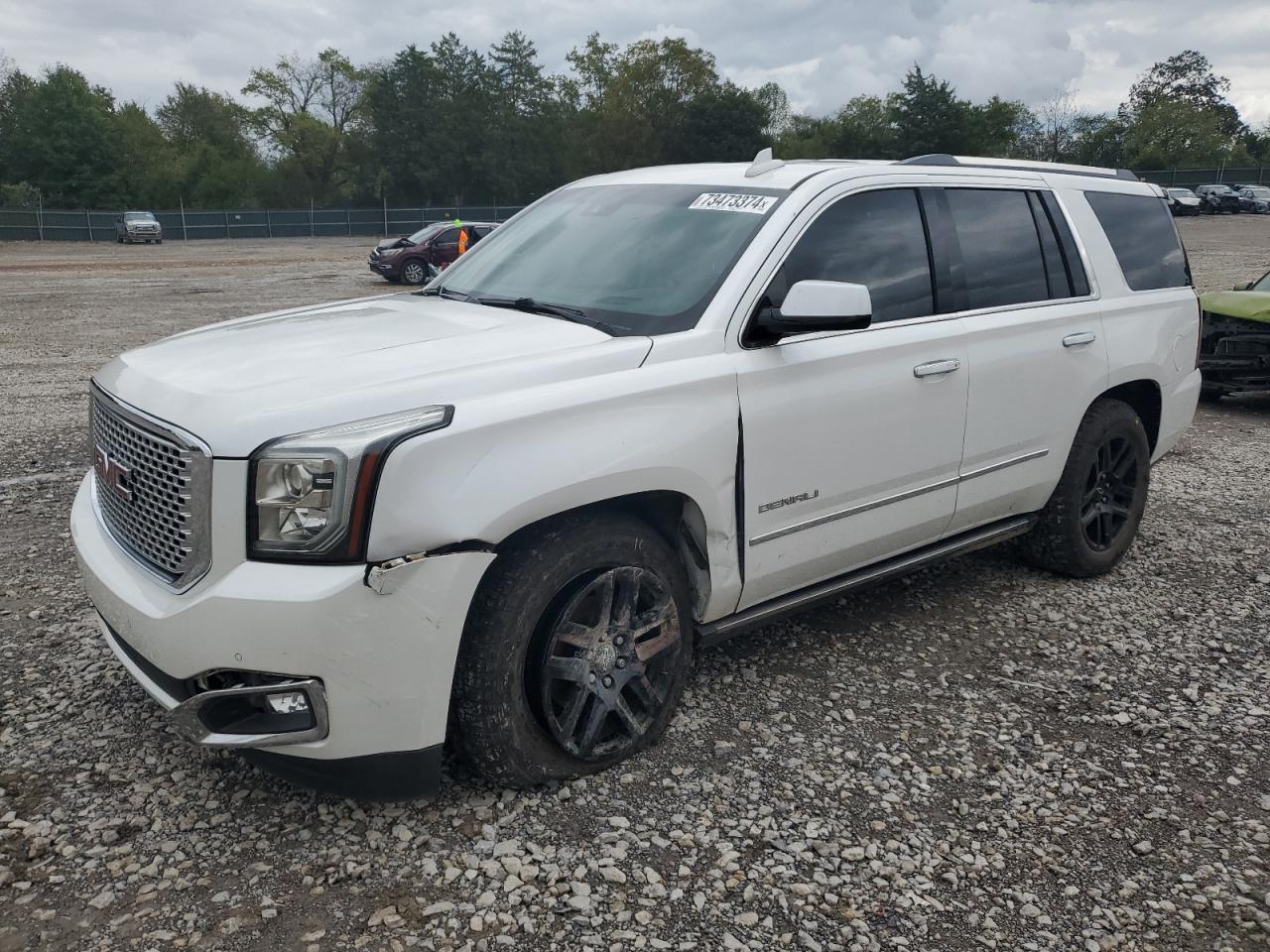GMC YUKON DENA 2017