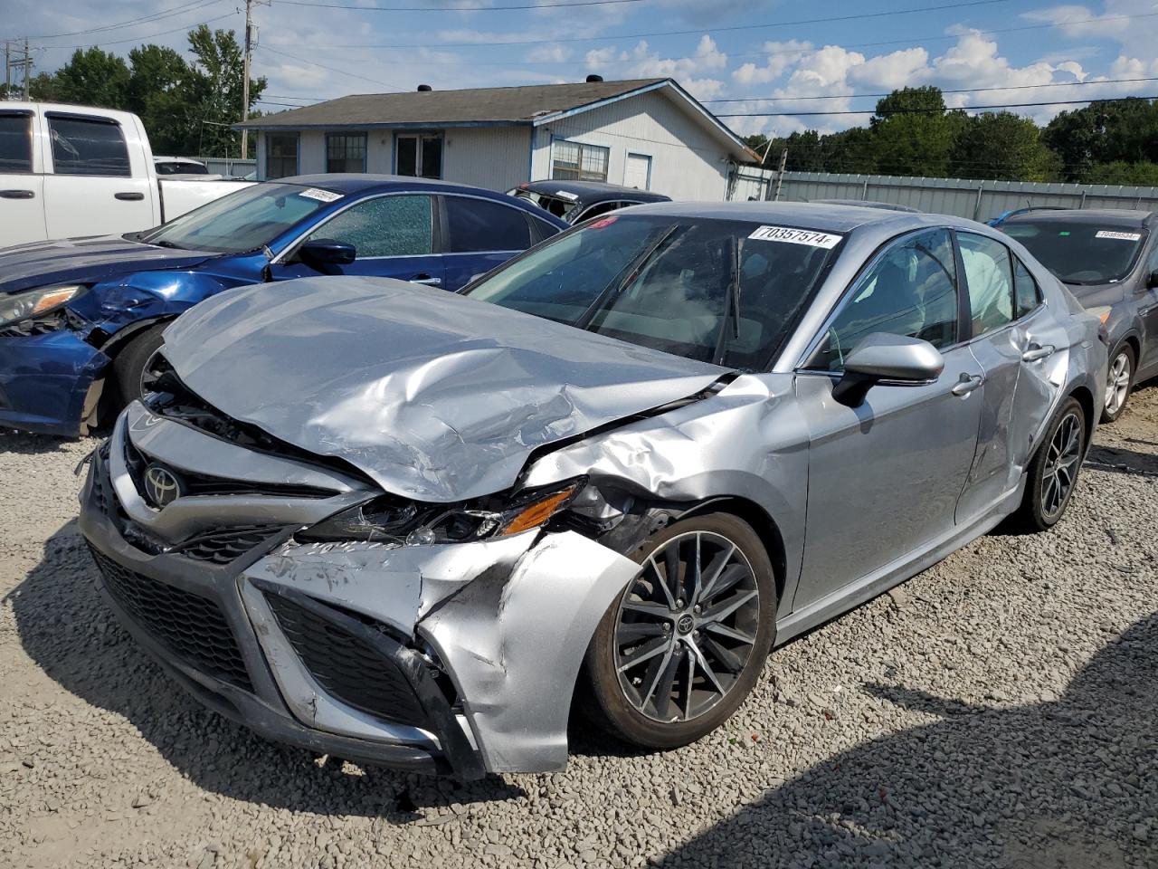 TOYOTA CAMRY SE N 2023