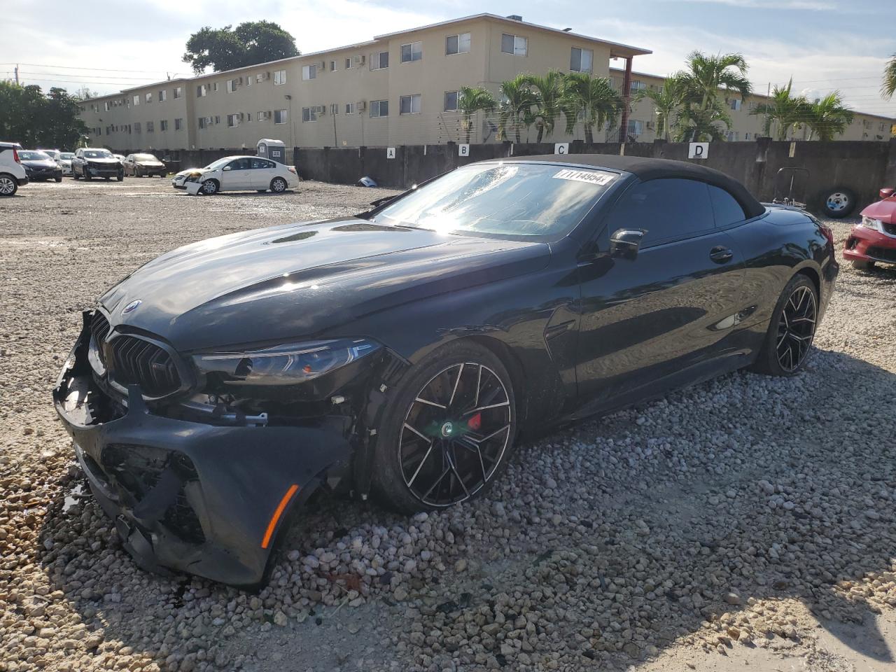BMW M8 2023