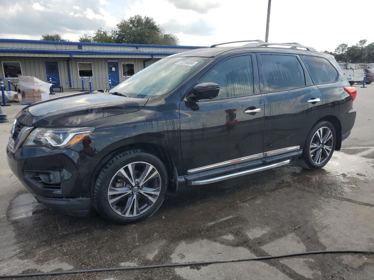 NISSAN PATHFINDER 2020