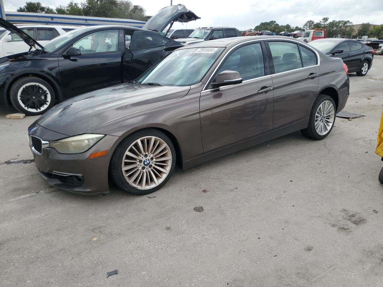 BMW 328 I 2014