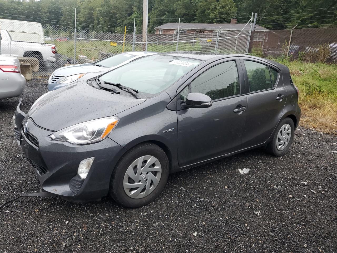 TOYOTA PRIUS C 2016