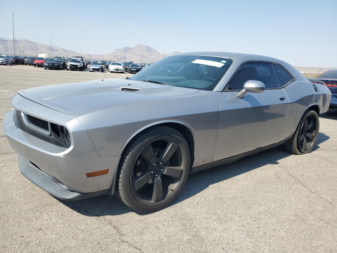 DODGE CHALLENGER 2011