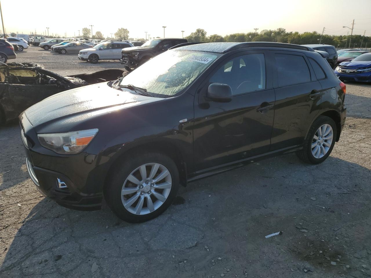 MITSUBISHI Outlander 2011