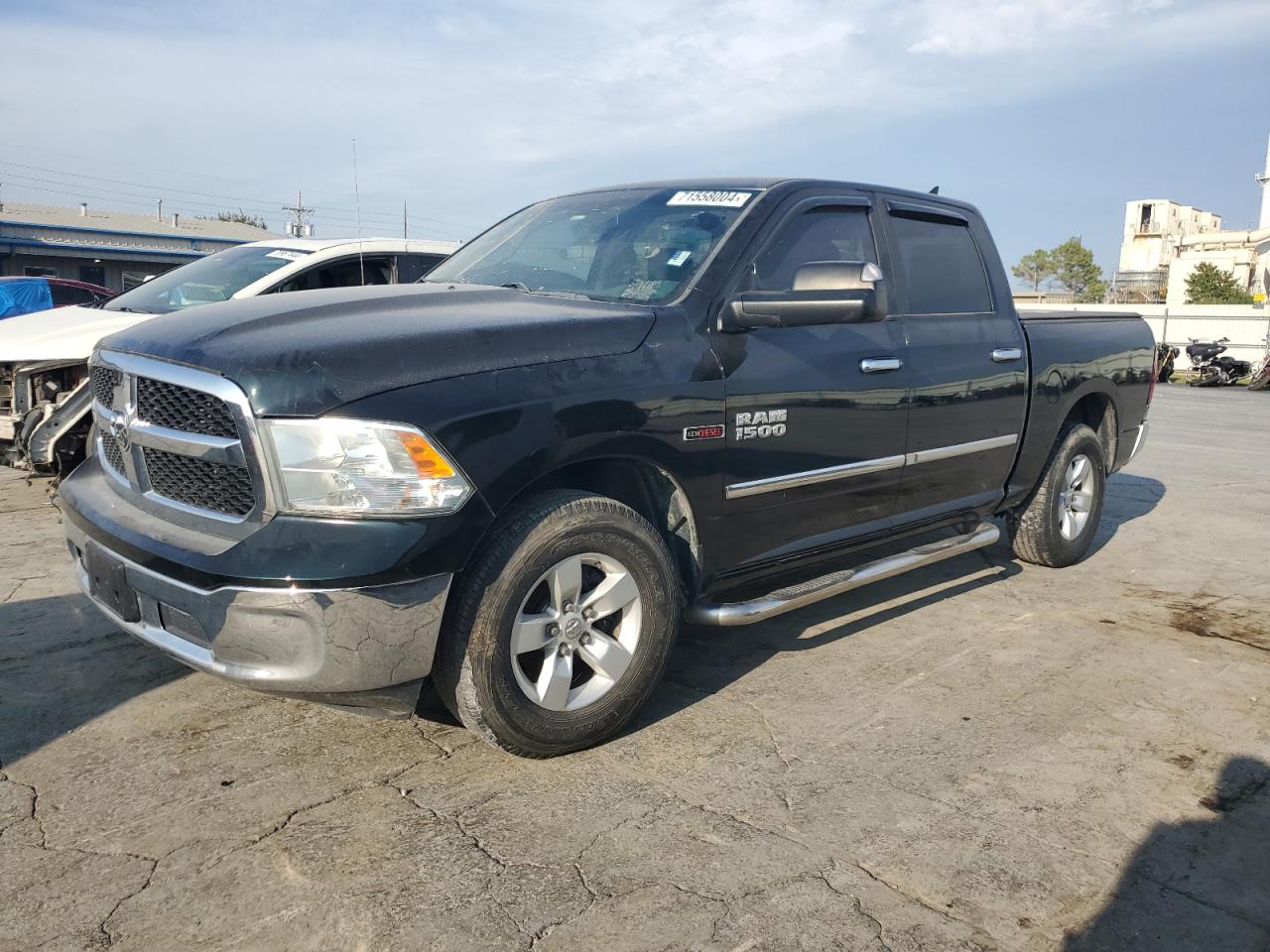 RAM 1500 SLT 2015