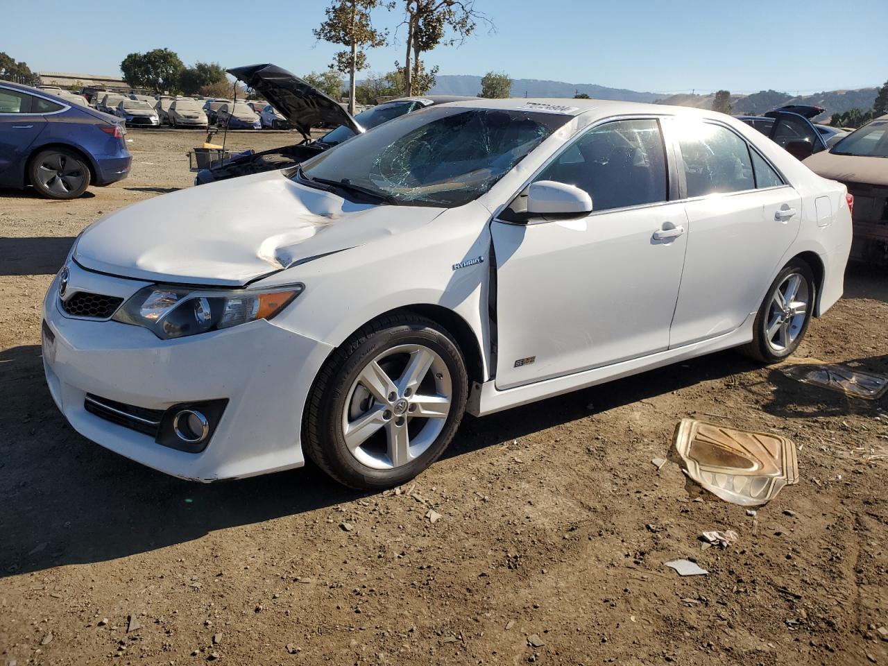 TOYOTA CAMRY HYBR 2014
