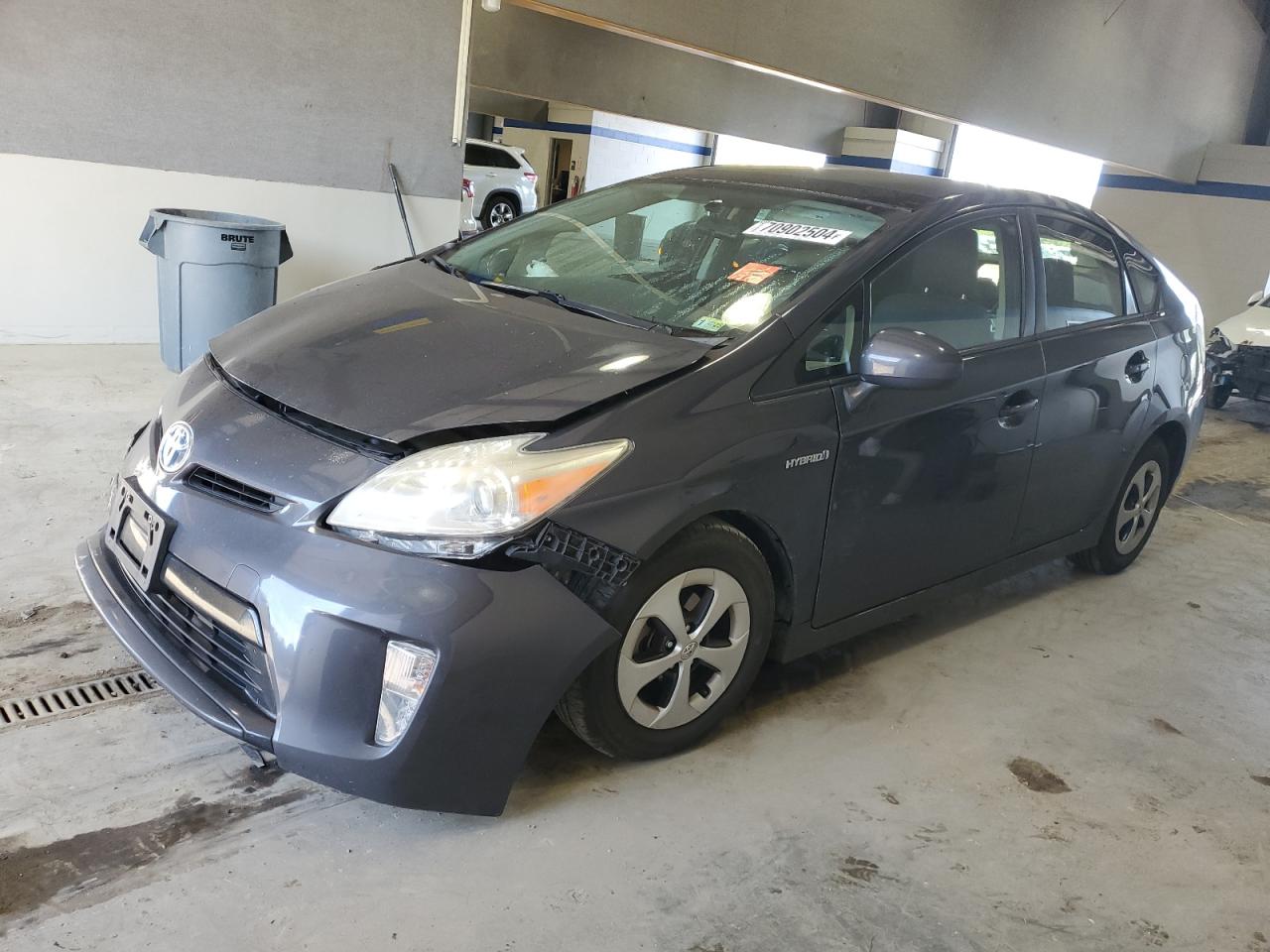 TOYOTA PRIUS 2012