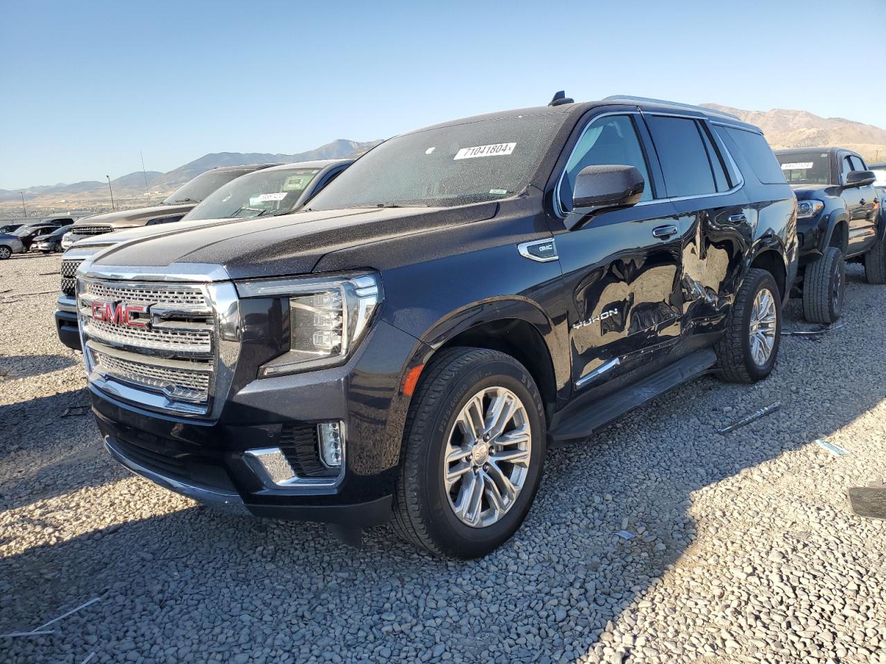 GMC YUKON SLT 2021