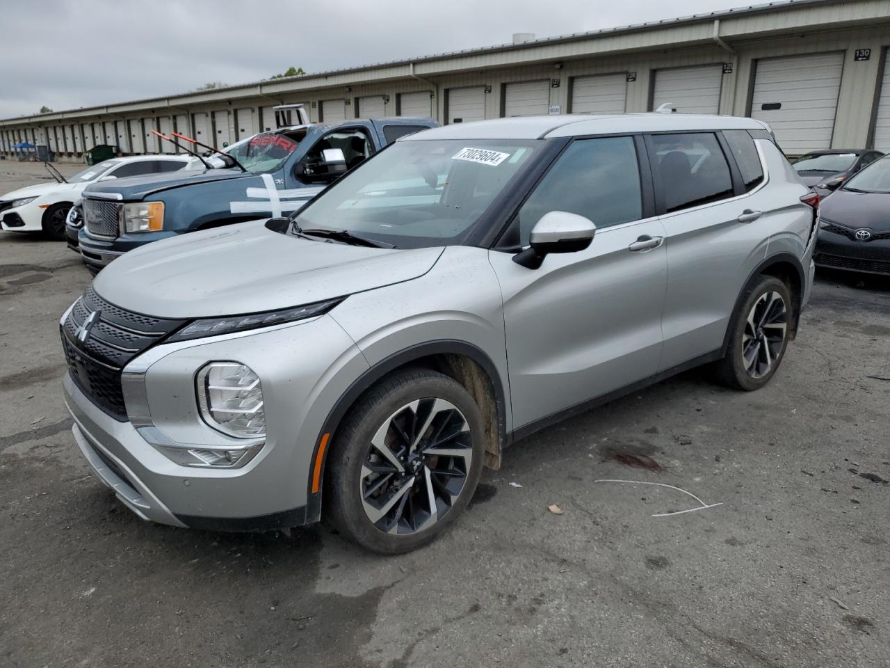 MITSUBISHI OUTLANDER 2022