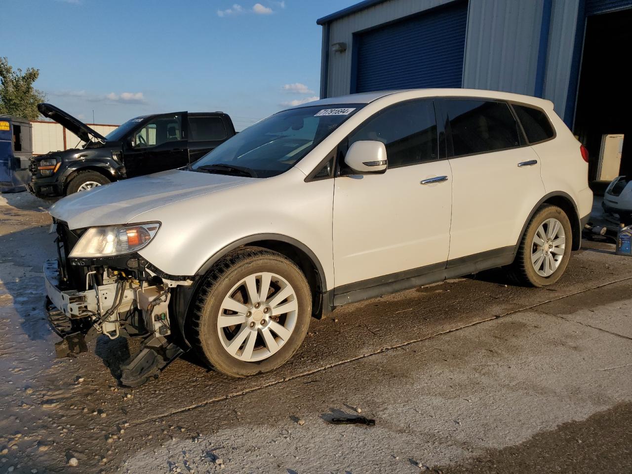 SUBARU TRIBECA LI 2012
