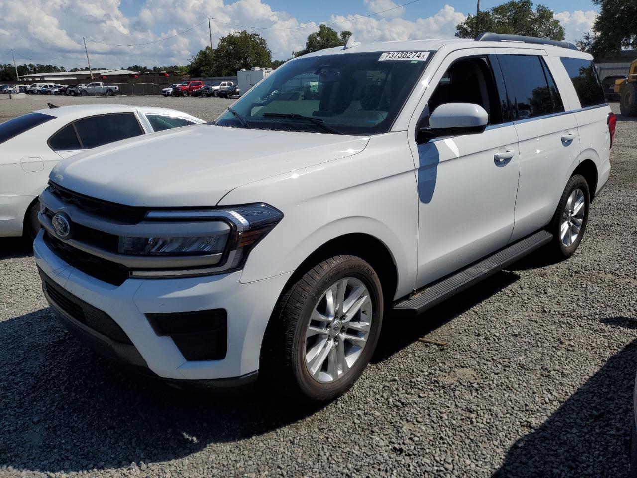 FORD EXPEDITION 2024