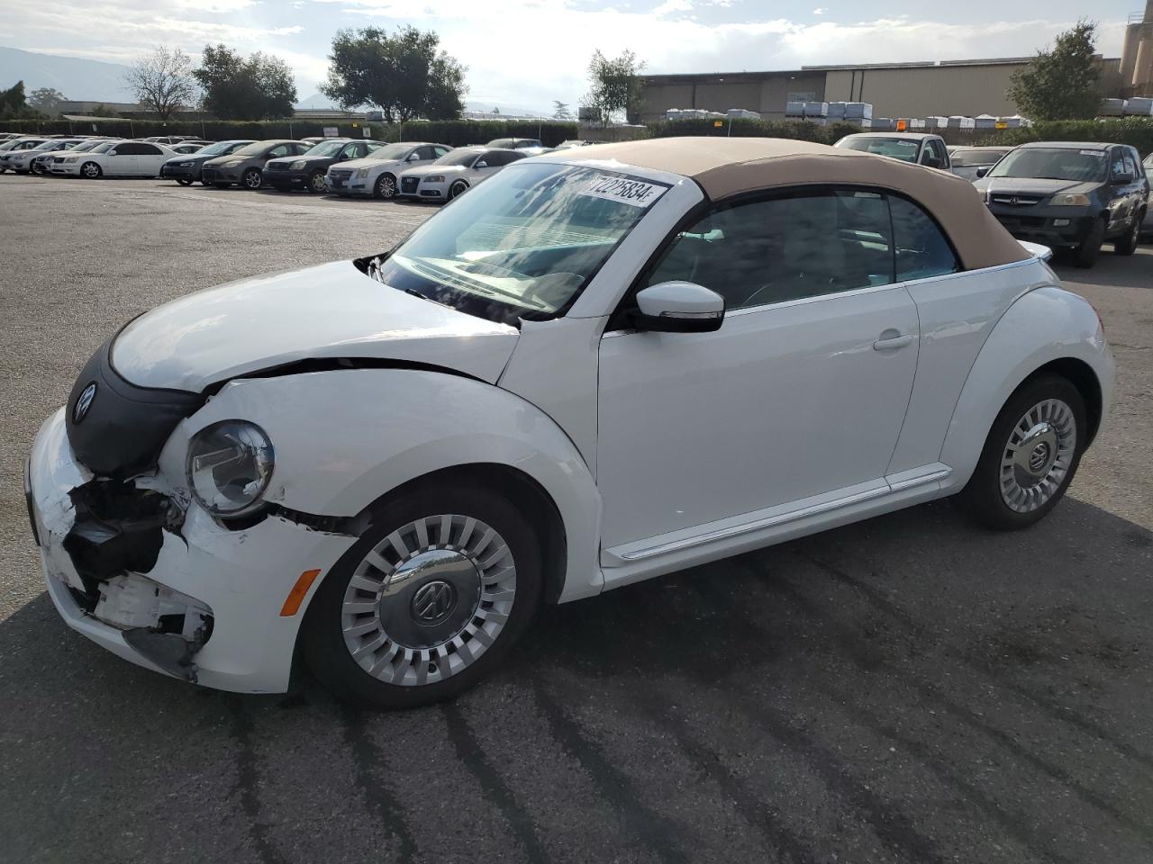 VOLKSWAGEN BEETLE 1.8 2015