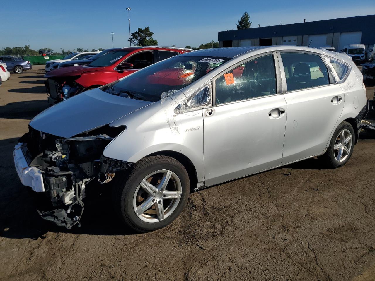 TOYOTA Prius V 2015