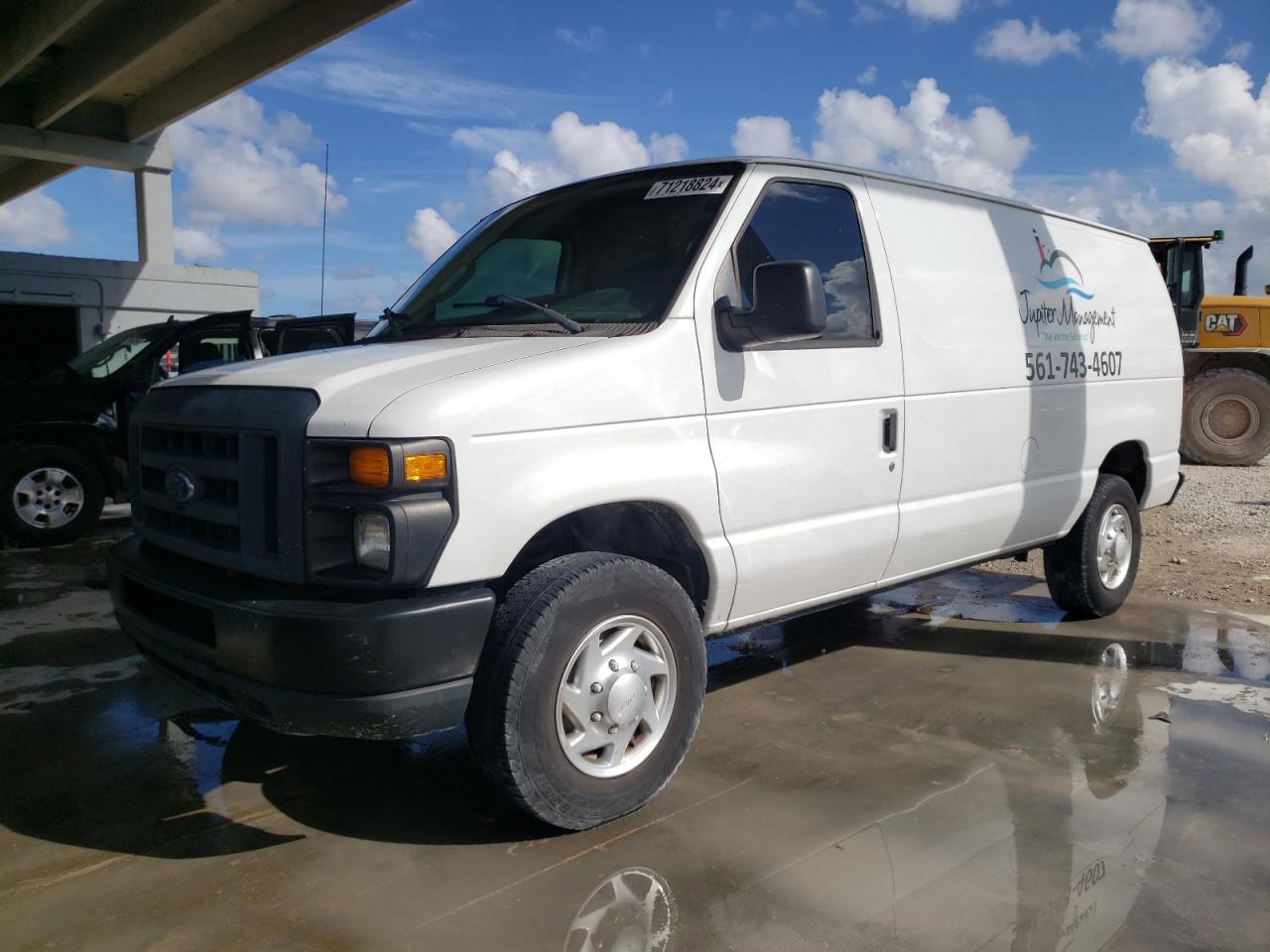 FORD Econoline 2013