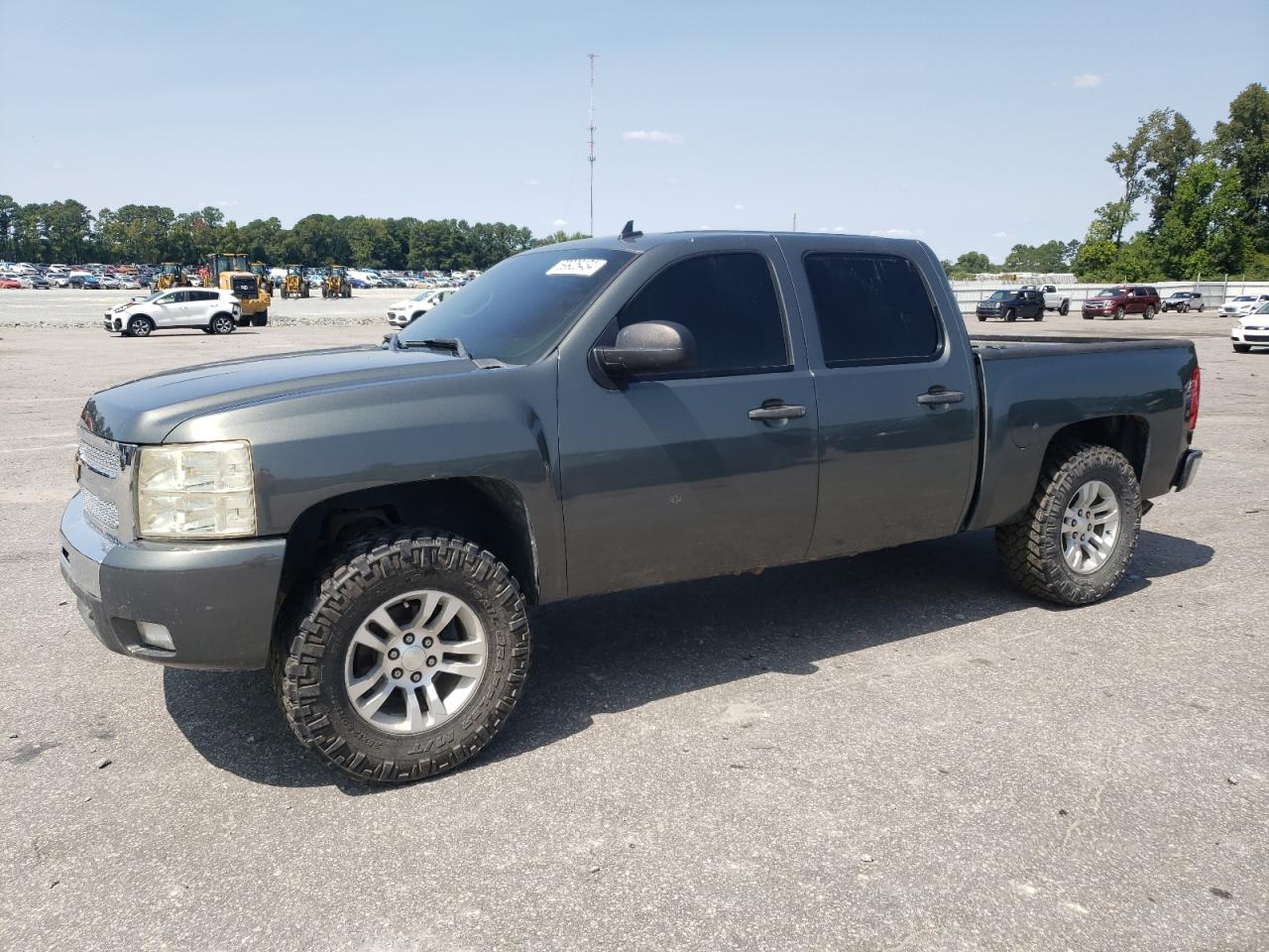 CHEVROLET SILVERADO 2011