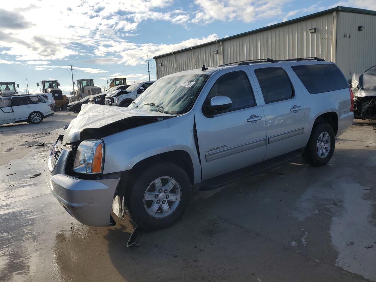 GMC YUKON XL C 2013