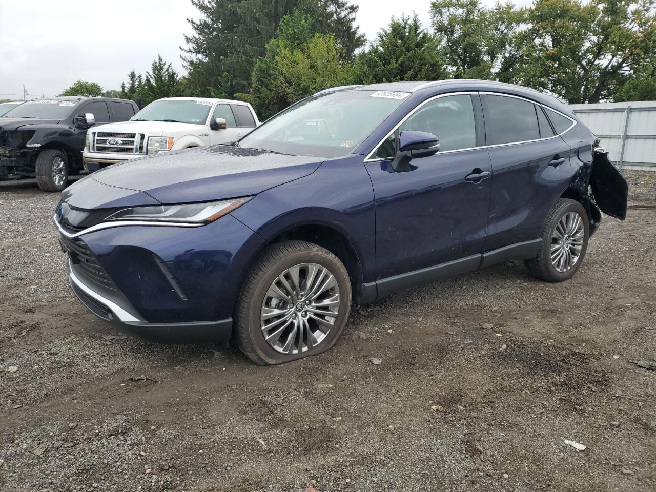 TOYOTA VENZA LE 2023