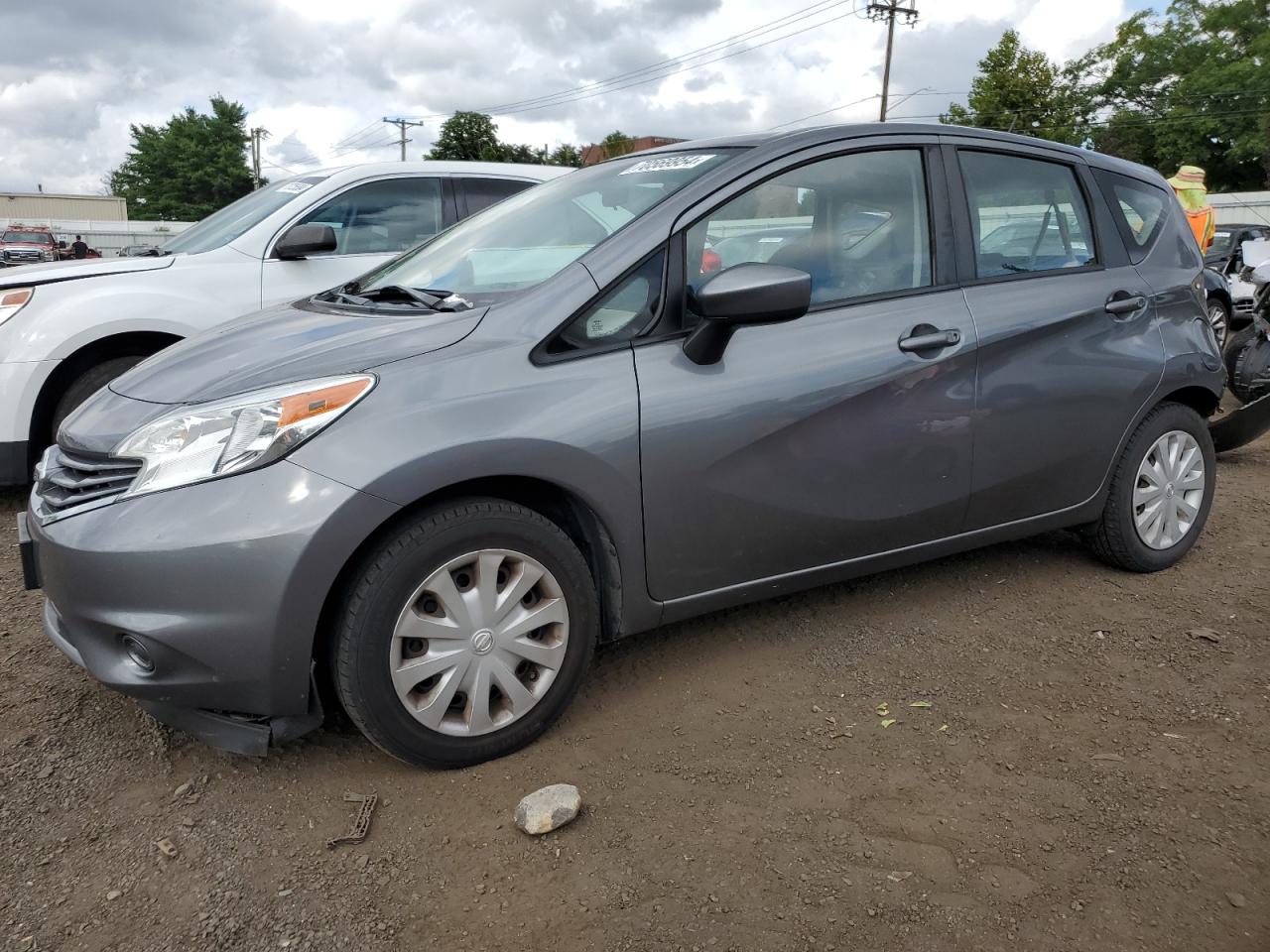 NISSAN Versa Note 2016