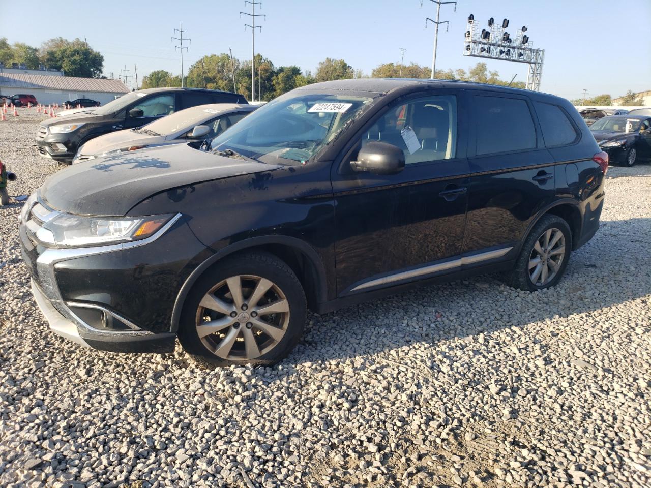 MITSUBISHI OUTLANDER 2016