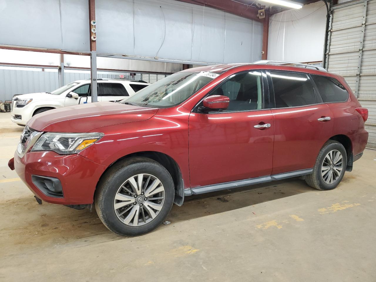 NISSAN PATHFINDER 2017