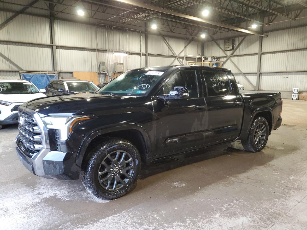 TOYOTA TUNDRA 2022