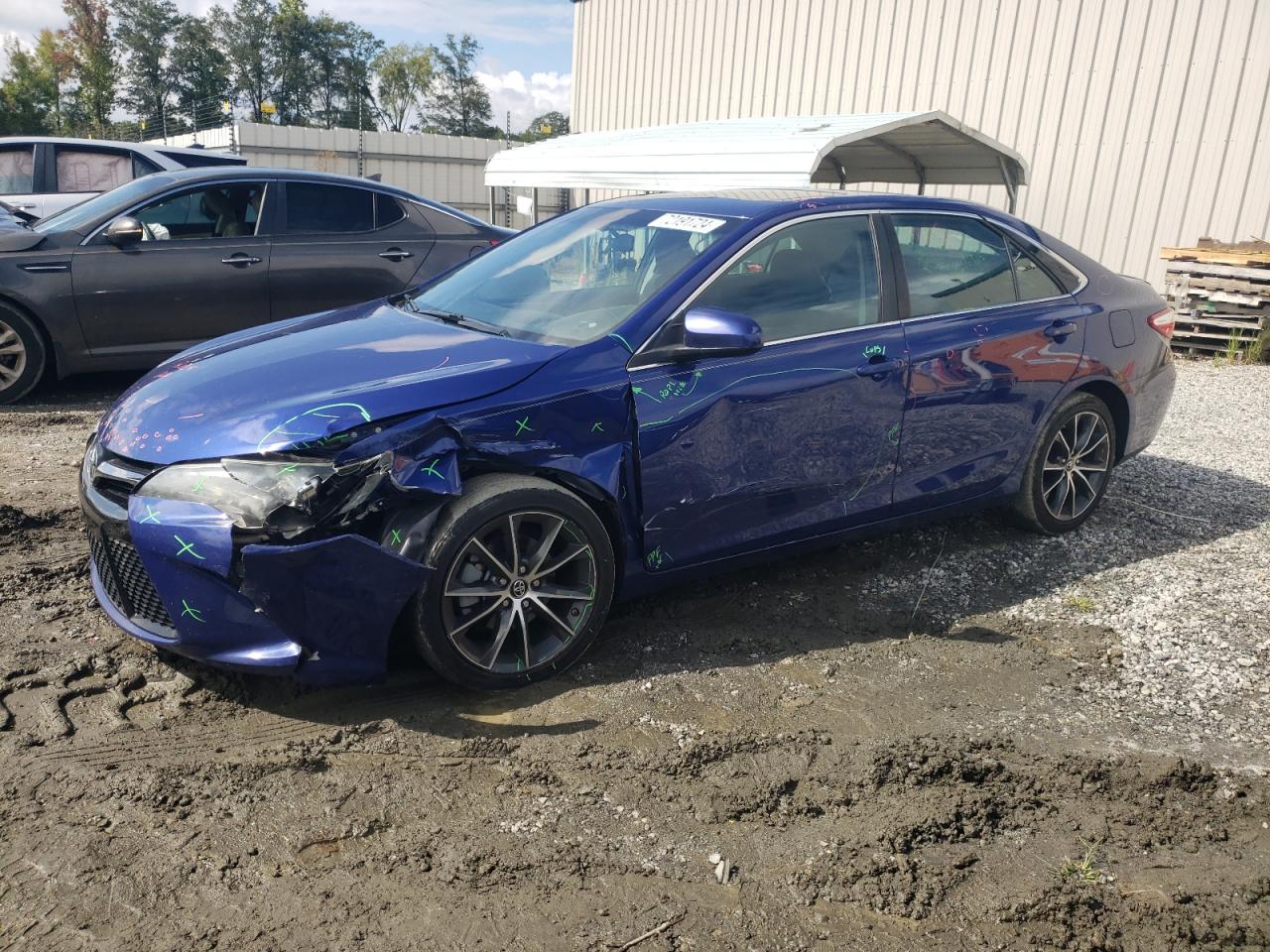 TOYOTA CAMRY LE 2016