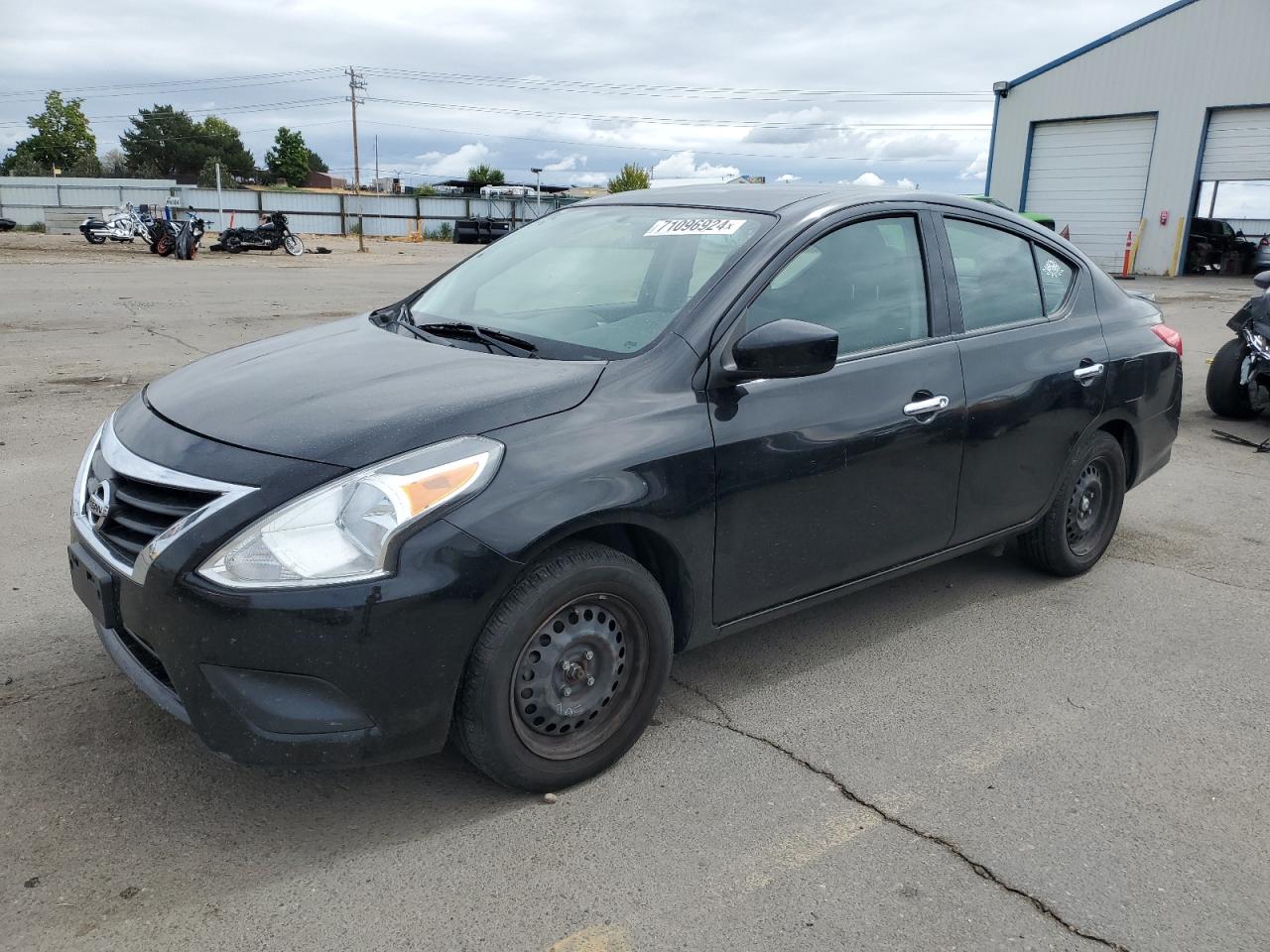 NISSAN VERSA S 2019
