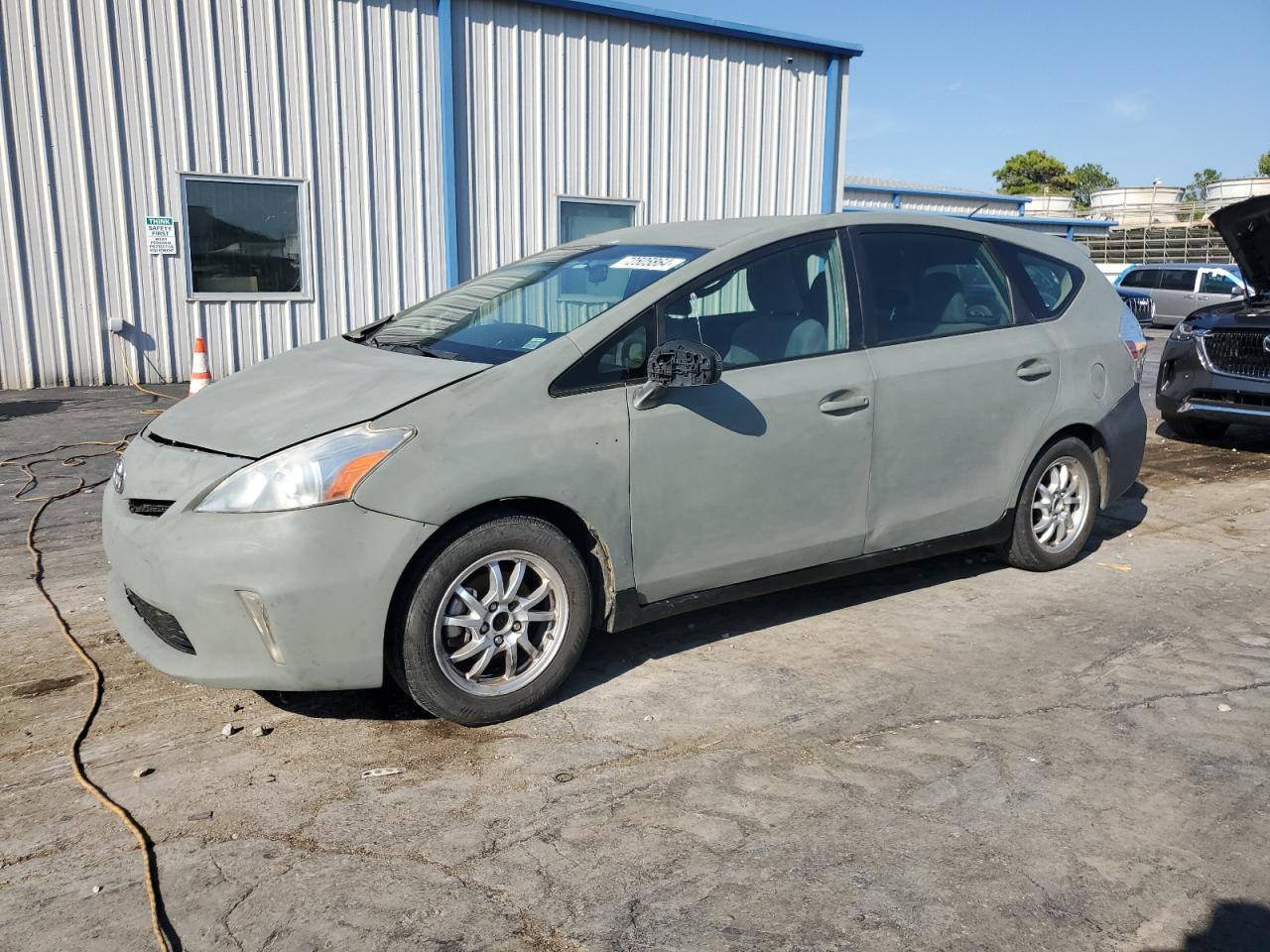 TOYOTA PRIUS V 2014
