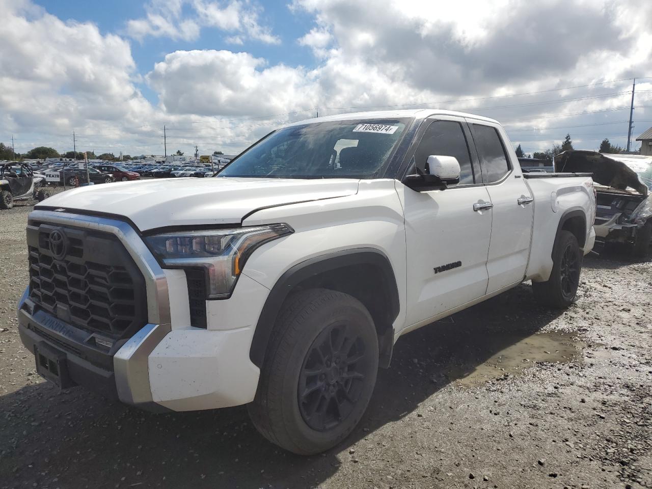 TOYOTA TUNDRA DOU 2022