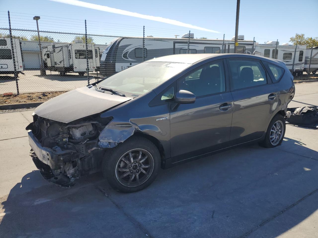 TOYOTA PRIUS V 2015
